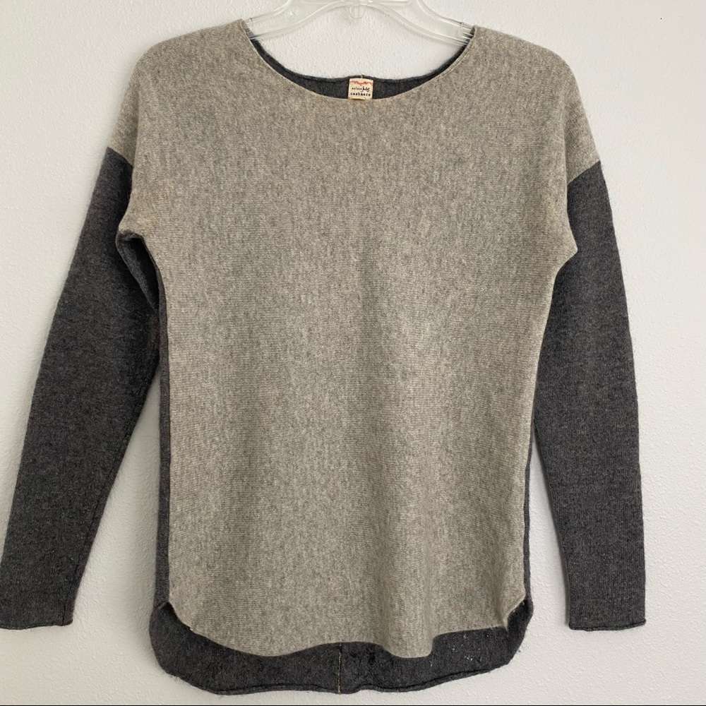 Maison Jules 100% Cashmere Sweater size S. In excellent condition.